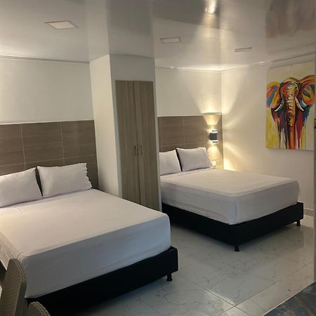 Hotel Brisas Del Mar Santa Marta  Kültér fotó